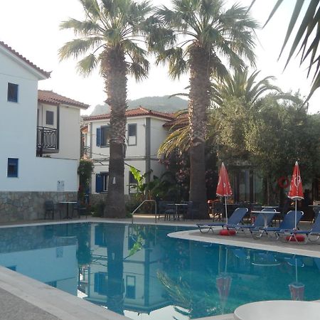 Aparthotel Anaxos Gardens Esterno foto