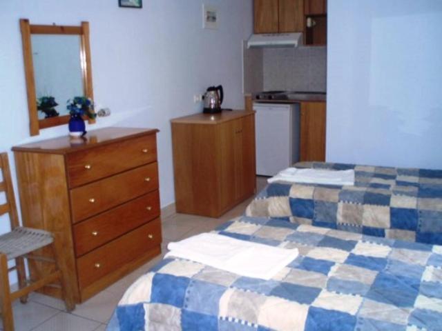 Aparthotel Anaxos Gardens Esterno foto