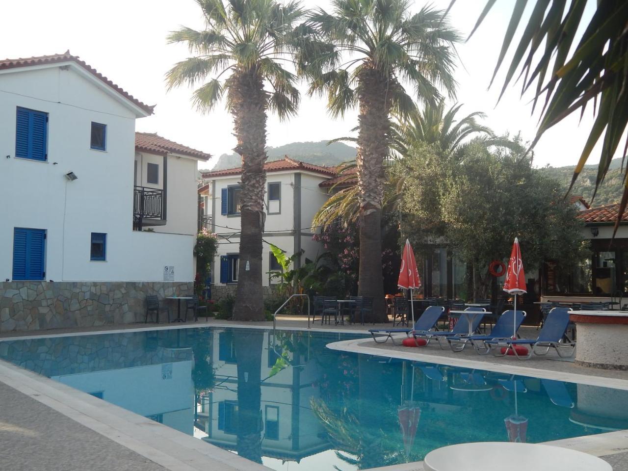 Aparthotel Anaxos Gardens Esterno foto