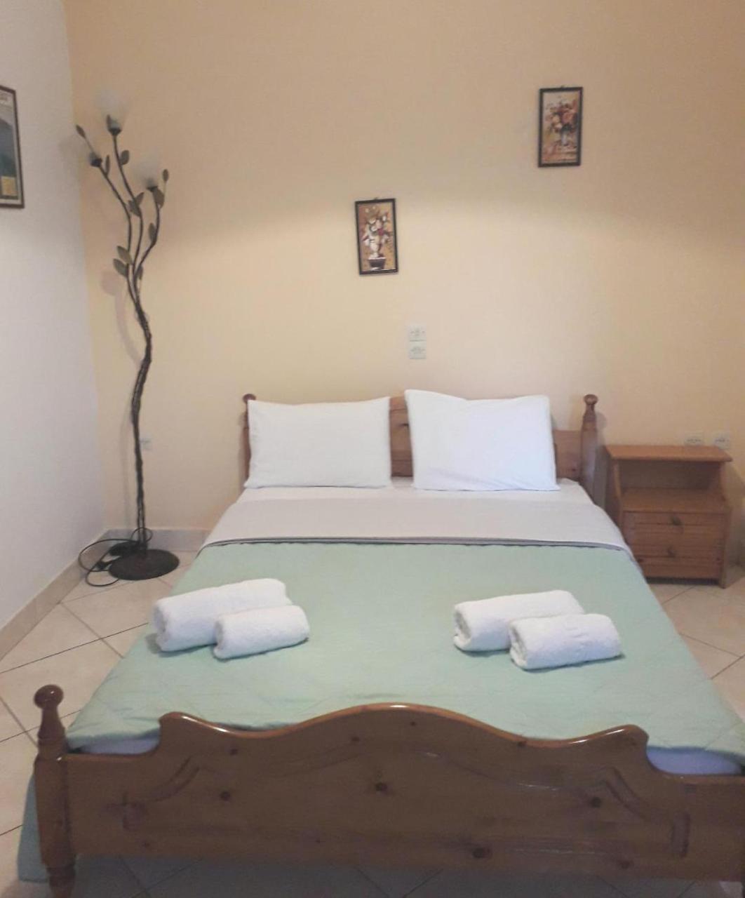 Aparthotel Anaxos Gardens Esterno foto