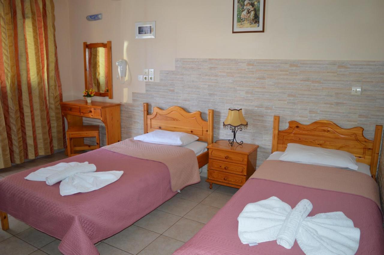 Aparthotel Anaxos Gardens Esterno foto