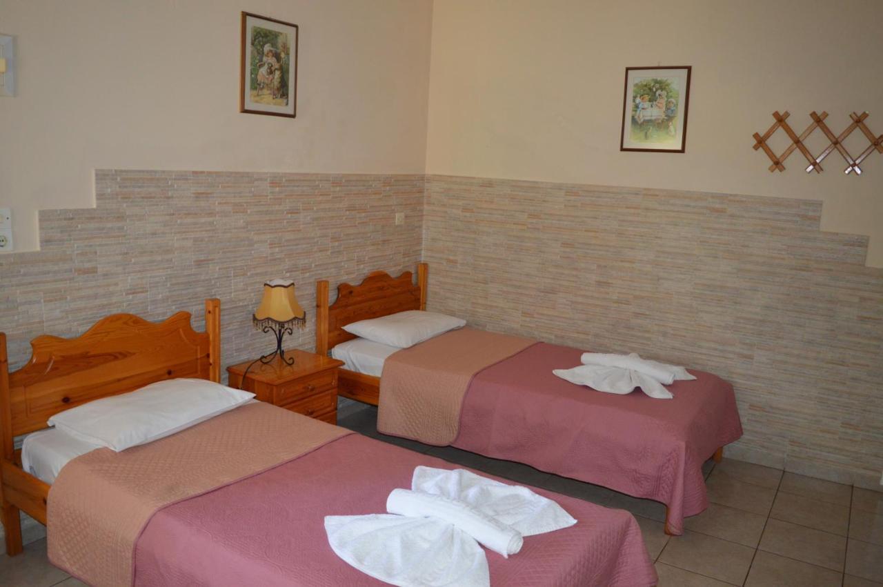 Aparthotel Anaxos Gardens Esterno foto